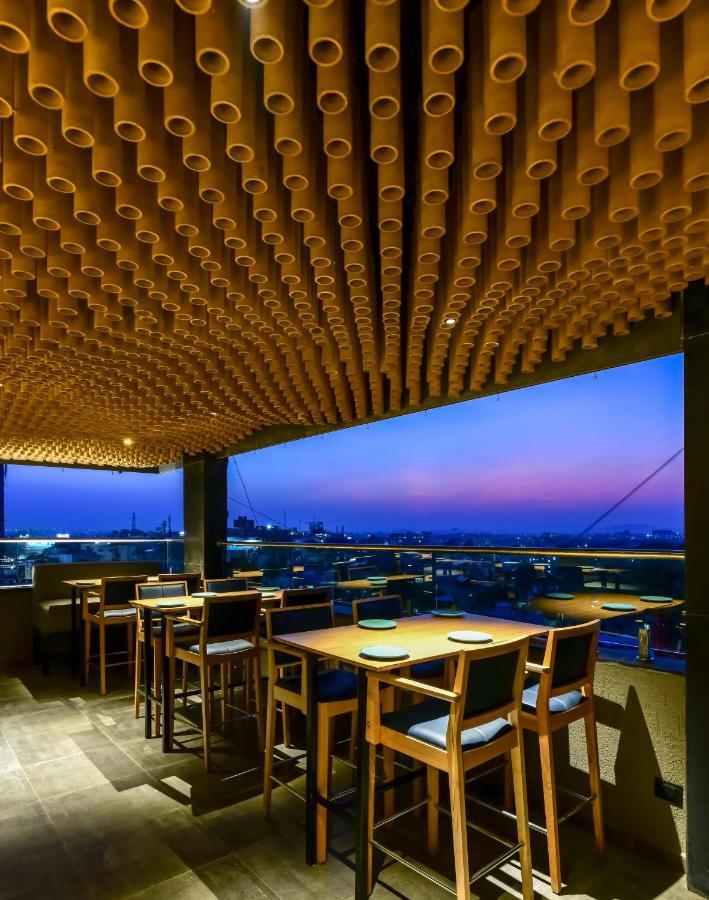 Regenta Place Raysons Kolhapur Dış mekan fotoğraf
